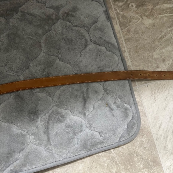 Louis Vuitton Belt - Picture 7 of 8